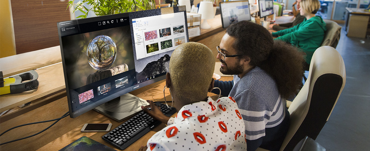 Les employ&eacute;s s'&eacute;panouissent avec les moniteurs Philips