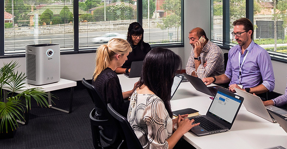 Luftreiniger in der Schule und B&uuml;ro