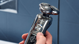 Philips Rasierer Series 9000 Prestige: Sp&uuml;rbar glatt - Sp&uuml;rbar sanft